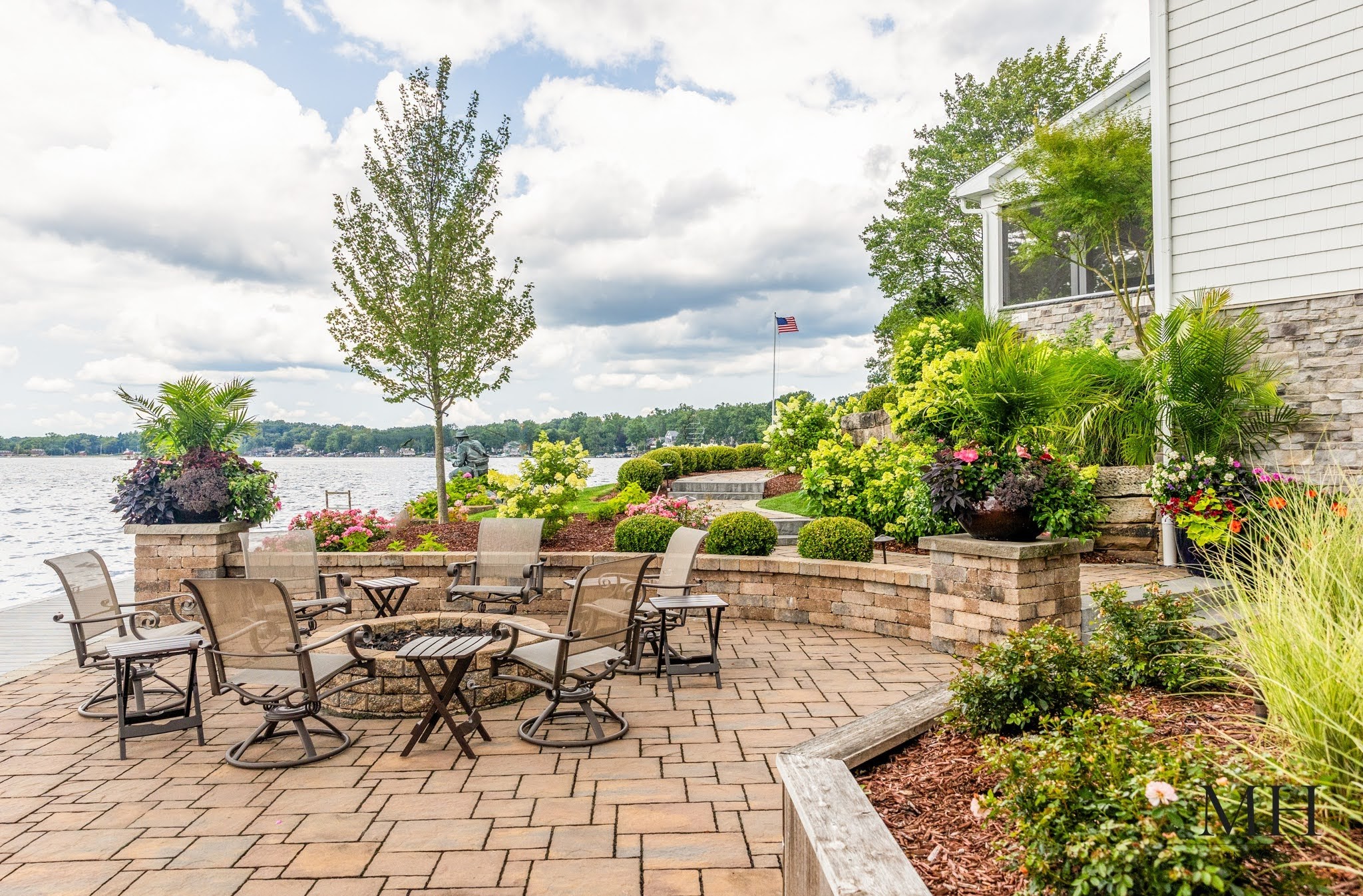 lakeside patio and fire pit lanscaping